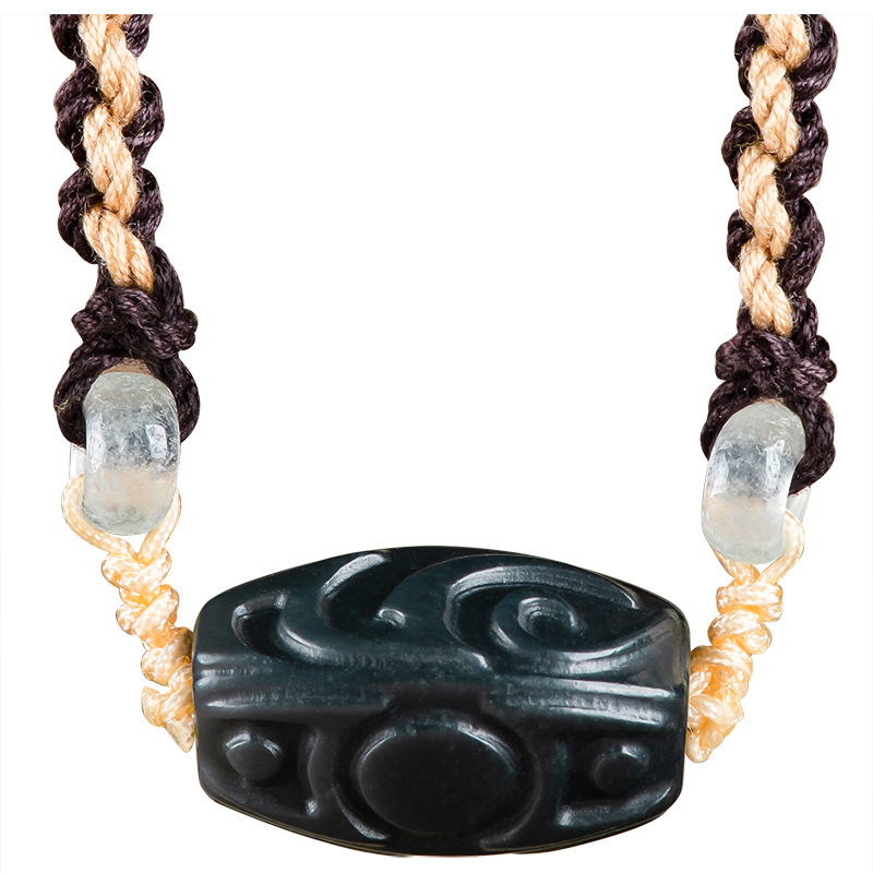 Usa Vintage Fashion - Colar com Pingente de Jade Hetian