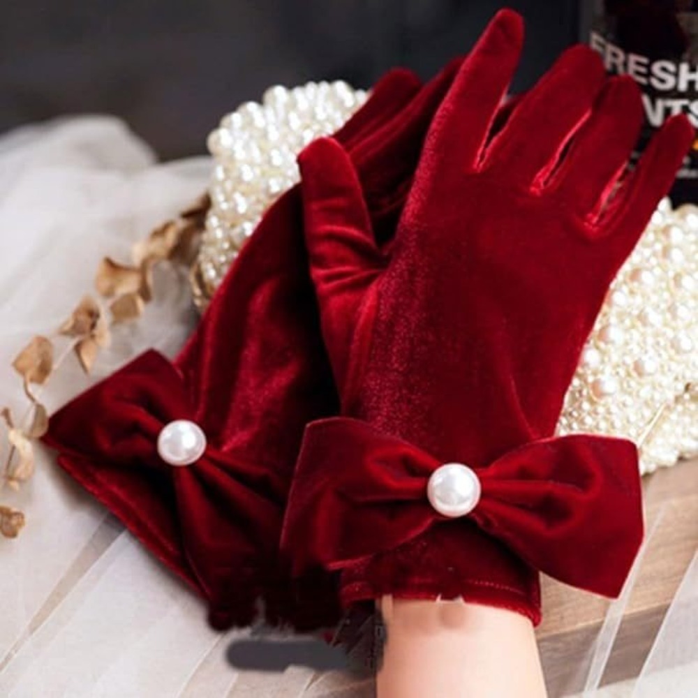 Vintage Fashion Photographers - Luvas de noiva de casamento vintage