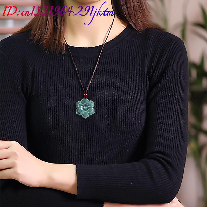 Colar com Pingente de Flor de  - Usa Vintage Fashion avaliação e preço