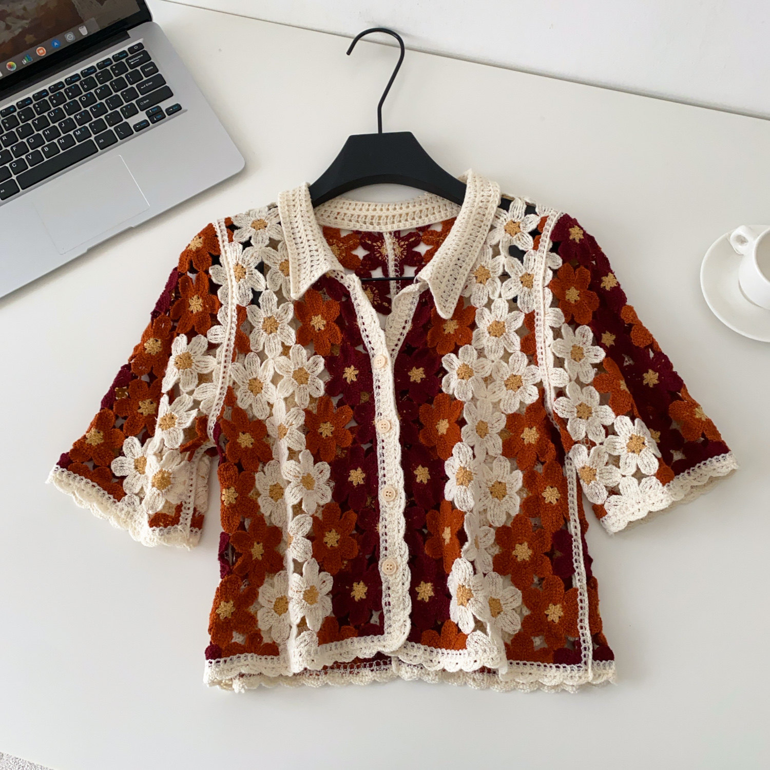 Cardigã Feminino Floral de Cro - Crochet Top Boho avaliação e preço