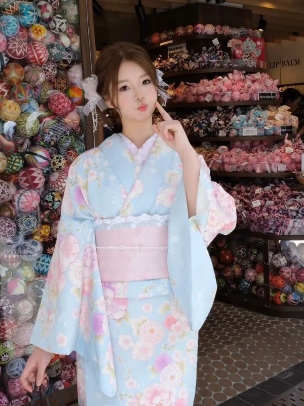 Novo Kimono Tradicional Japonê - Vintage Fashion Photographers avaliação e preço
